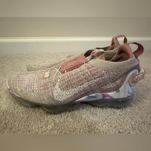 Nike Vapormax 2020 Flyknit Light Arctic Pink 6.5 - Picture 1 of 7